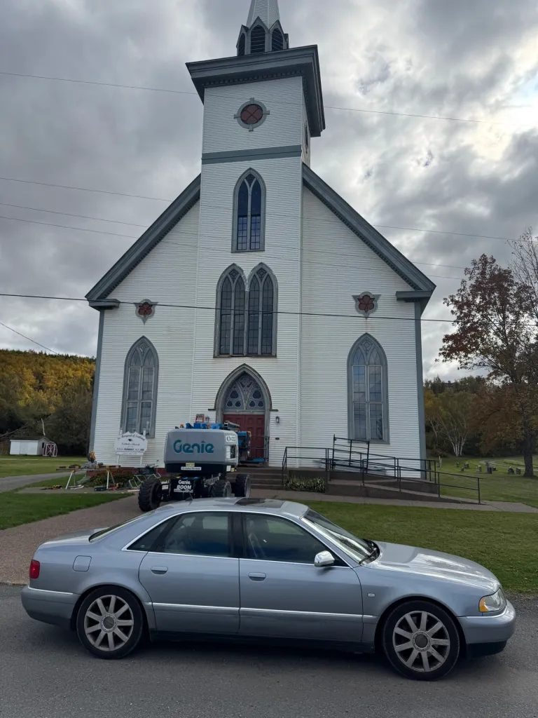 Roci with St Margaret church. I don’t know what’s up with Roci and churches…