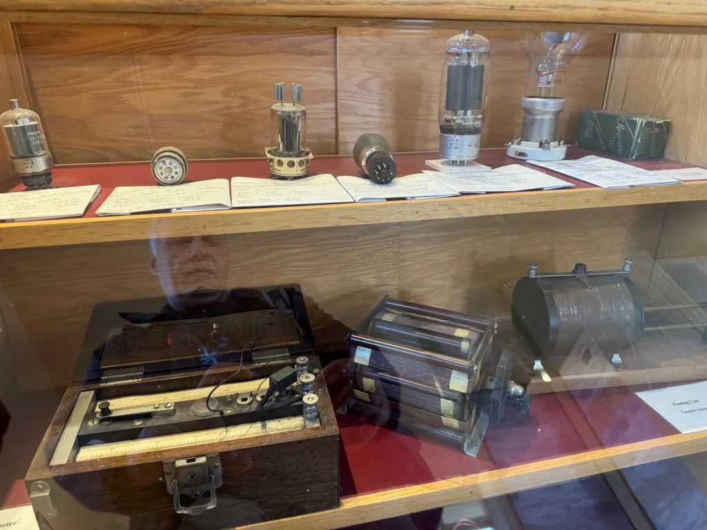 If you look close enough, you can see Marconi’s ghost floating in front of the tubes…