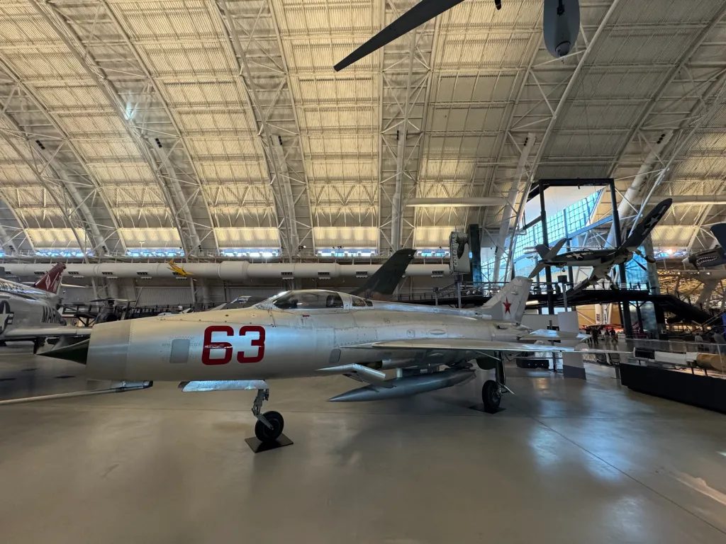 MIG 21 – the plane I would have flown, if I would have been accepted in the Romanian Air Force (probably, in retrospect, a good thing – especially for the Air Force)