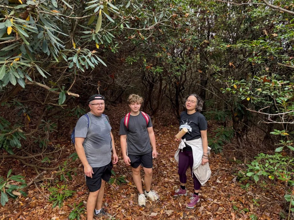 This was a 2.5 hours trail that it took us only 4 to do… Les Enuica’s look really tired in this pic. I was lying on the ground tired…